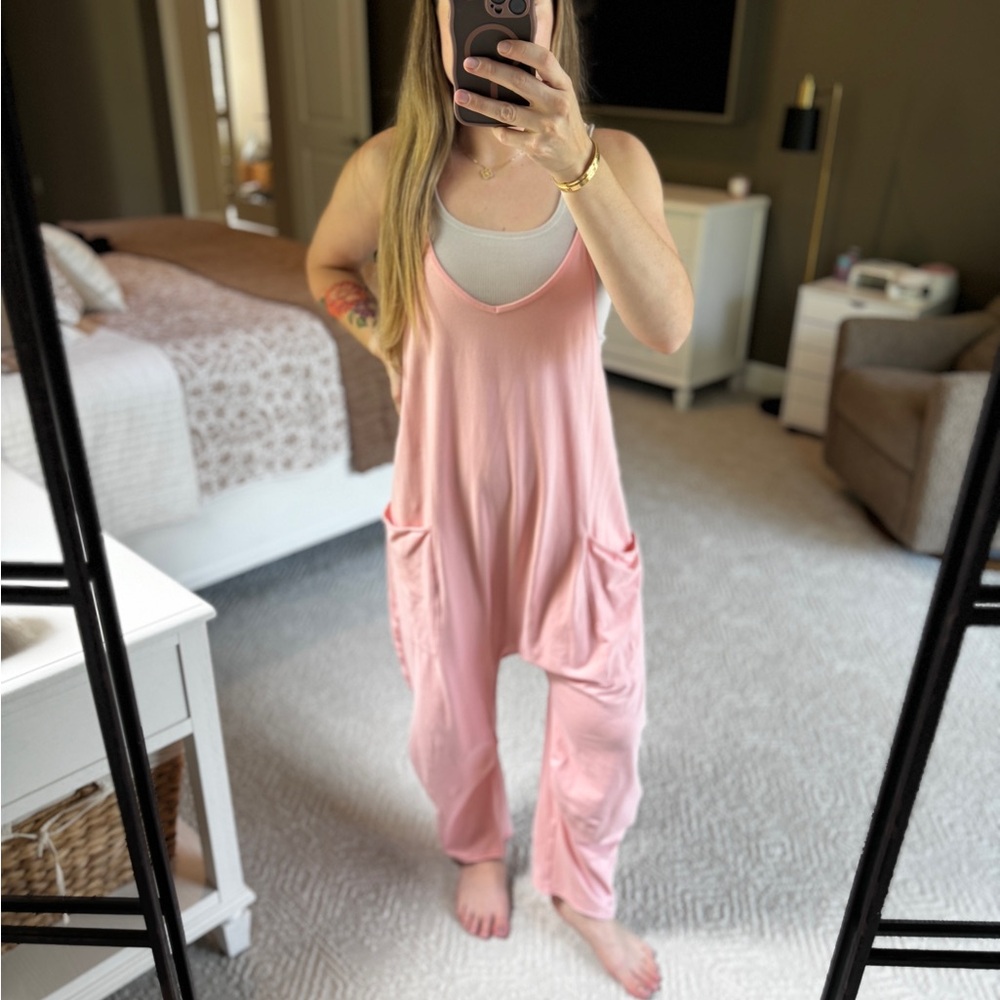 EUC Free People Movement Hot Shot Onesie in Soft Coral | Size M